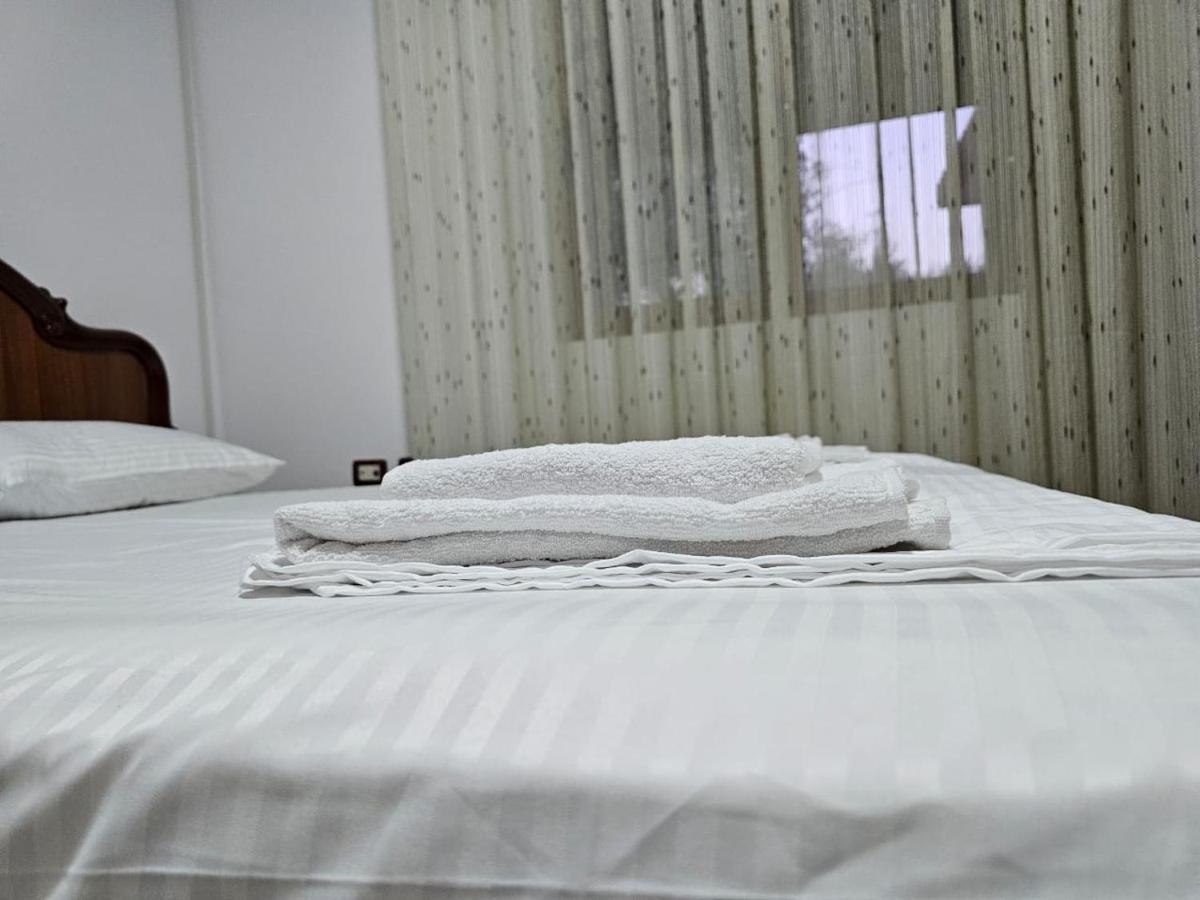 Guesthouse Iljaz Berat Exterior photo